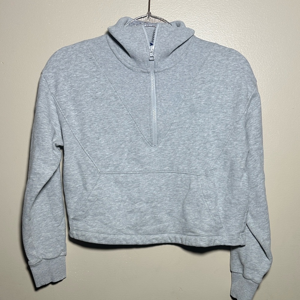 Outdoor Voices XS Gray Quarter Zip Cropped Gray Sweatshirt - Picture 2 of 6